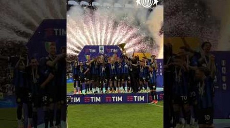 The Champions of Italy lift the trophy 