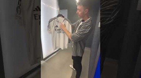 La nueva camiseta del Madrid esta a la altura de Mbappé? #mbappe #camiseta #realmadrid #shorts