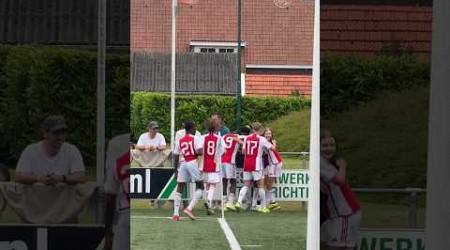 2-1 vs PSG, #AjaxO15 to battle for Marveld top 4 tomorrow! 