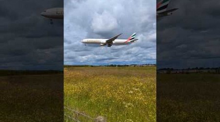 Emirates Boeing 777-31 arrives into Newcastle airport! Father&#39;s Day Plane spotting 