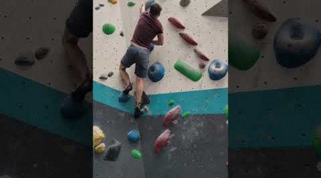 A Fun Dynamic V2/3 At Parthian Southampton Today! | HyperclimbersParthian_Climbing_Sou