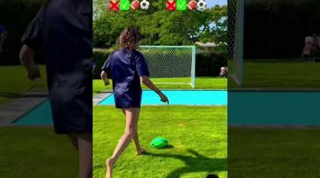 #football #skills #challenge #soccer ⚽⚽#trend #travel #trendingshorts #trending #tranding