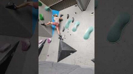 Dynamic Sloper Comp Climb At Boulder Shack Southampton | Hyoerckimb