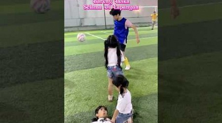 KDISTA TIDUR DI LAPANGAN DITEMENIN LEIKA#viralvideo#shortviral#shortvideo#trending#trend#viral#short