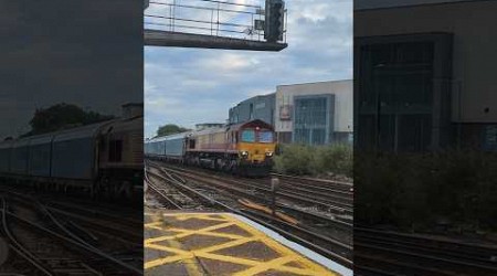 66092 passing Eastleigh working Southampton eastern docks to Morris Cowley