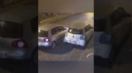 RUBA FARI DI UNA SMART - POLLENA TROCCHIA #NAPOLI