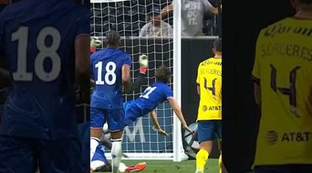 Body on the line ⛔️ #shorts #chelseafc #benchilwell