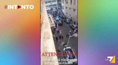 Napoli, calci in faccia e bastonate: turisti massacrati nella lite choc per il parcheggio