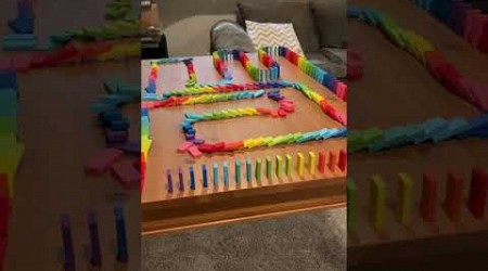 Insanely satisfying dominoes #verysatisfying #fypage #fypシ゚viral #fypyoutube #fyp #trend #satysfing