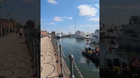 A Walk Round Hull #england #hull #marina #boats #thedeep #fish #hullcity #shopping #walkabout