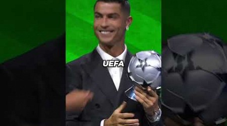 CRISTIANO RONALDO WAS THE FIRST TO TOUCH THE 2025 CHAMPIONS LEAGUE TROPHY 