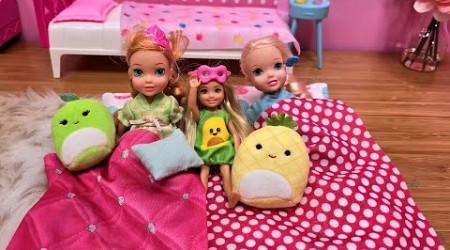 Sleepover at Chelsea ! Elsa &amp; Anna toddlers - Barbie surprise toys - bedtime routine