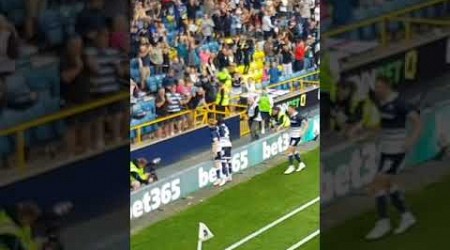 Millwall vs Sheffield Wednesday watmore goal #football #millwall #goal #corner #sheffieldwednesday