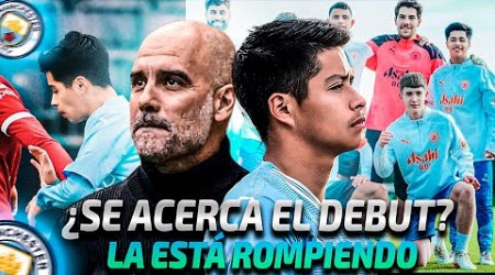 ASÍ LE VA a ALEX ALCALÁ en el MANCHESTER CITY