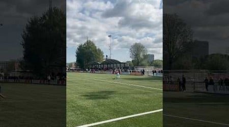 Chaotic goal at Ajax U15s 