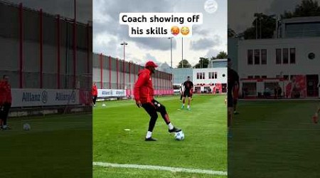 Coach with a trick show 