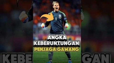 Mengapa penjaga gawang selalu memakai nomor satu di punggungnya❓#sepakbola