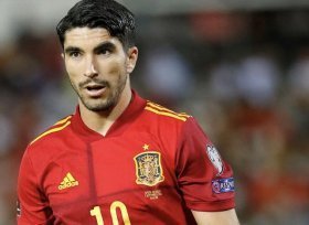 West Ham to sign Spain international midfielder