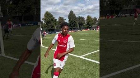 Ajax U15s score NINE times vs. Sparta! 