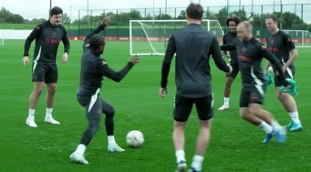 Tyrell Malacia TRAINS as Manchester United prepare for FC Twente Europa League clash ⚽