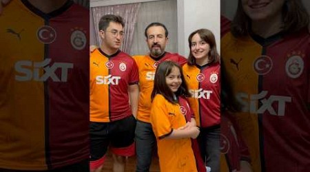 İCARDİ OSİMHEN MERTENS MUSLERA İMZALI GALATASARAY FORMAMIZ !! ZEYNEP HİRANUR 