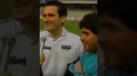 Massimo Troisi e Maradona #massimotroisi #karaokepinodalex #cinema #napoli #pantaloncini