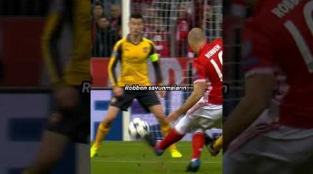 Arjen Robben, futbolun hız ve yetenek sembolü. #robben #bayernmunich #futbol #keşfet #shorts