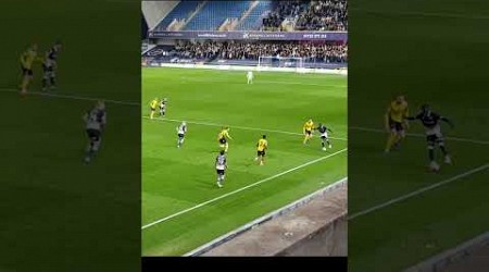 What a pass by esse #millwall #plymouth #pass #playmaker #esse #championship