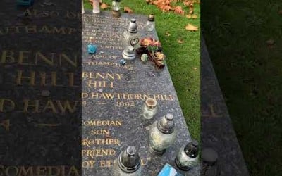 Benny Hill Grave at Southampton Hollybrook Cemetery #bennyhill