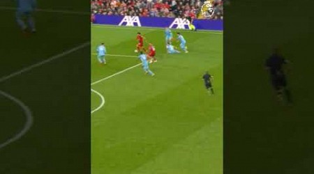 Mo Salah&#39;s ICONIC Solo Run against Man City