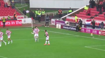 Stoke City - Ben Gibson Goal Celebrations vs. Millwall