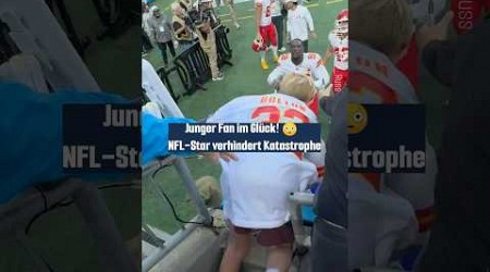 Junger Fan stürzt von Tribüne 