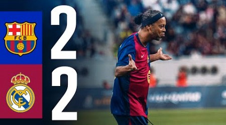 HIGHLIGHTS | BARÇA LEGENDS 2 vs 2 REAL MADRID LEGENDS | EL CLÁSICO | THE RONALDINHO SHOW 