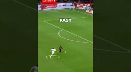 Florian Neuhaus is fast #football #fast #bundesliga #soccer #shorts #shorts_video #skills