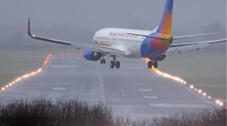 WILD Jet2 737-800 landing during Storm Darragh at Newcastle Airport