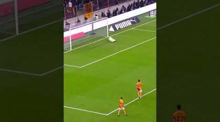 Mendy Ve Muslera&#39;dan 2 Güzel Hareket! #shorts #galatasaray #trabzonspor