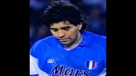 Maradona era incrível jogando pelo Napoli na Itália ⚡⚽