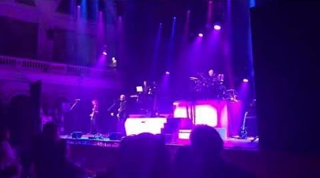 Dancing With Tears in my Eyes - Midge Ure - Hull City Hall - Dec 2024