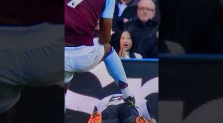 Jhon Durán red card lost his head Newcastle Vs Aston villa #nufc #football