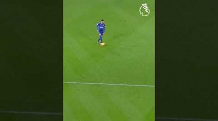 Mahrez unreal one-touch assist v Man City 