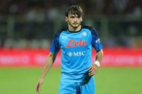 Man Utd lining up shock move for Napoli winger?