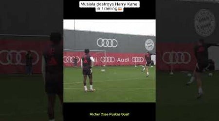 Jamal Musiala vs Thomas Müller in Bayern Munich Training ! |