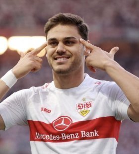 Konstantinos Mavropanos to sign for West Ham