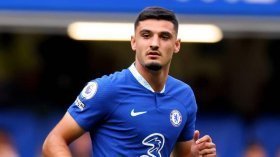 Wolves submit offer for Chelsea striker Broja