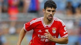 Chelsea considering move for Benfica defender