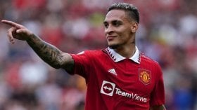 Antony makes Man Utd transfer decision 